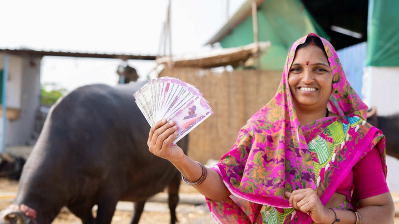 Majhi Ladki Bahin Yojana: এবার থেকে মহিলাদের অ্যাকাউন্টে ঢুকবে ২১০০ টাকা! কারা কারা পাবেন? জানুন বিস্তারিত 2 Majhi Ladki Bahin Yojana