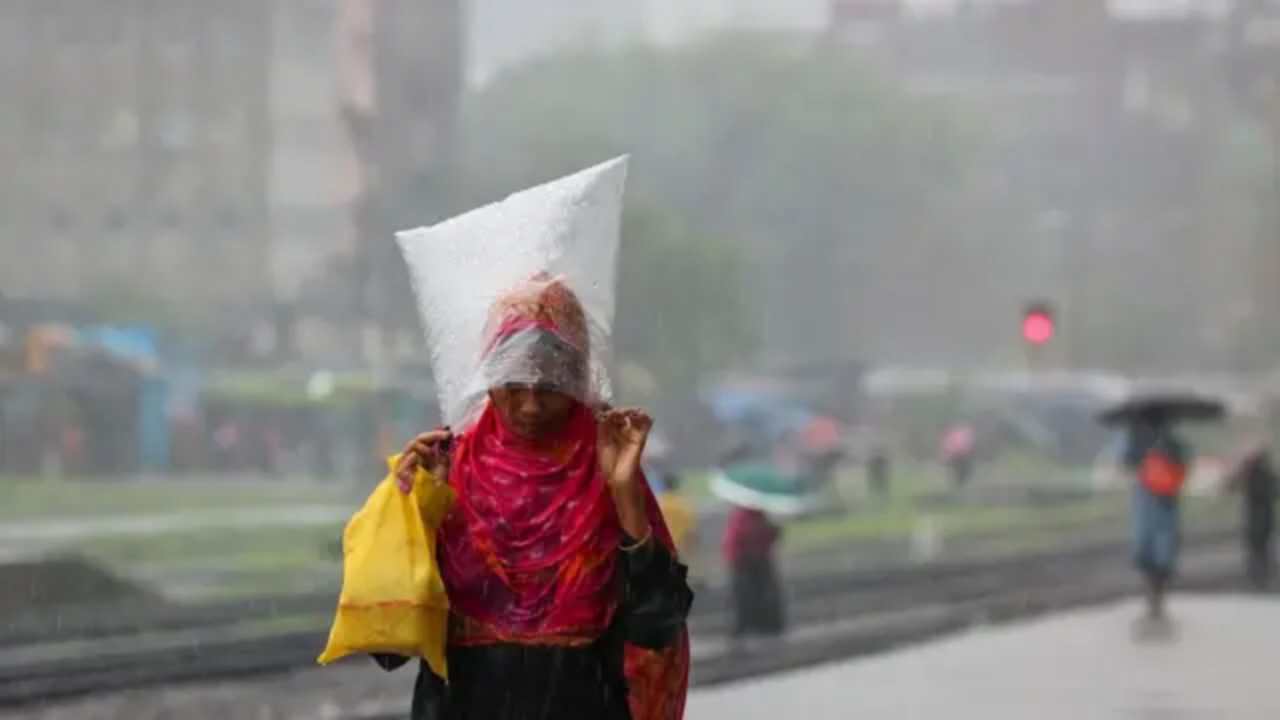 দক্ষিণবঙ্গে ফের বৃষ্টির সতর্কতা! বঙ্গোপসাগরে তৈরি হচ্ছে নিম্নচাপ!
