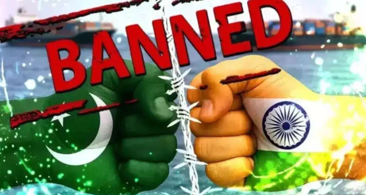 e-commerce Site Selling Pakistan Flag: ই-কমার্স সাইটগুলিতে দেদার বিক্রি পাকিস্তানের পতাকা! বন্ধের মুখে ফ্লিপকার্ট, আমাজনের ব্যবসা! নোটিশ কেন্দ্রের 