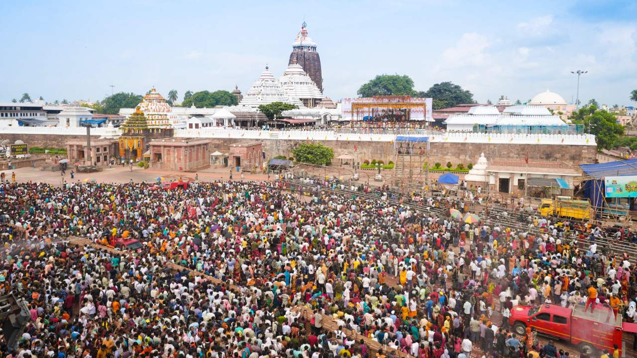Rath Yatra 2025 : রথযাত্রায় ঠাসাঠাসি নয়! আরামে পুরী যাত্রার সুযোগ, বিশেষ ঘোষণা ইন্ডিয়ান রেলের 4 Special Trains for Jagannath Rath Yatra 2025