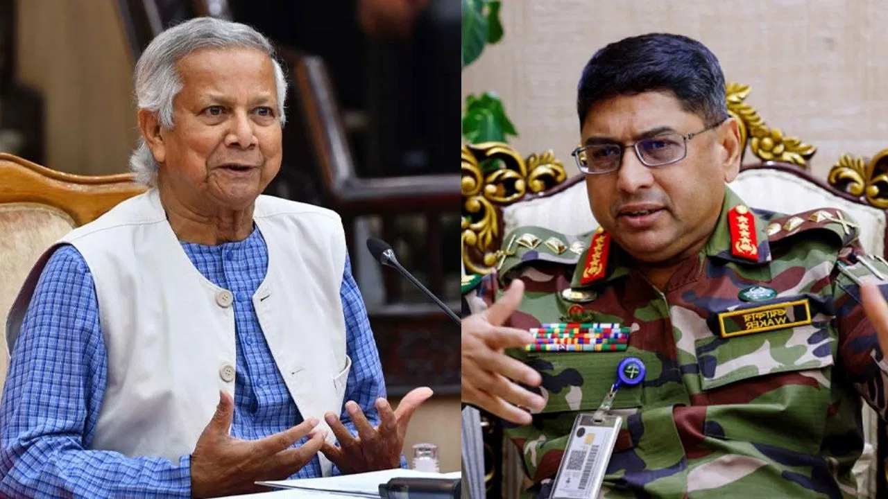 বাংলাদেশ (Bangladesh) জুড়ে শেষ হল টানাপোড়েন! সেনার চাপের মুখে জাতীয় নির্বাচনের (National Election) বড় ঘোষণা ইউনূসের, জানুন কবে ভোট!