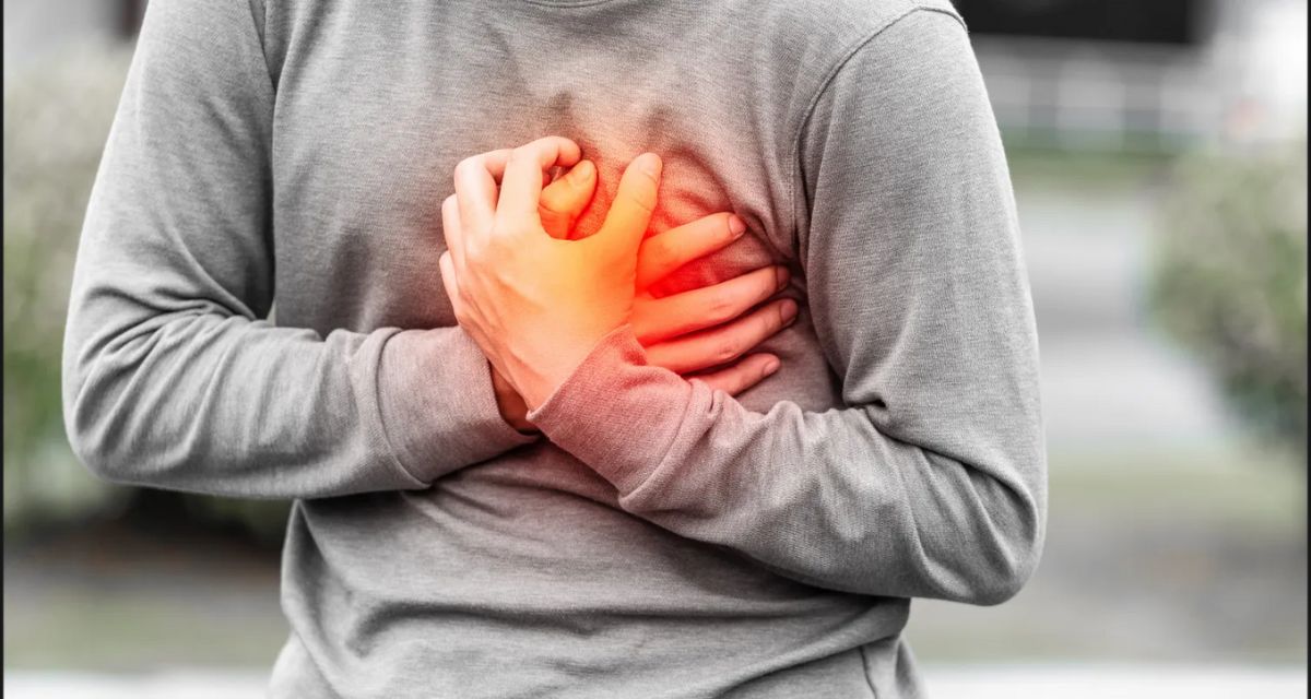 Heart Attack এ রুখে দিন ছোট কিছু অভ্যাসে! UC Davis Health জানাচ্ছে হৃদরোগ ঠেকানোর ৮ সহজ উপায়! 2 Regular Checkups and Awareness for Heart Health